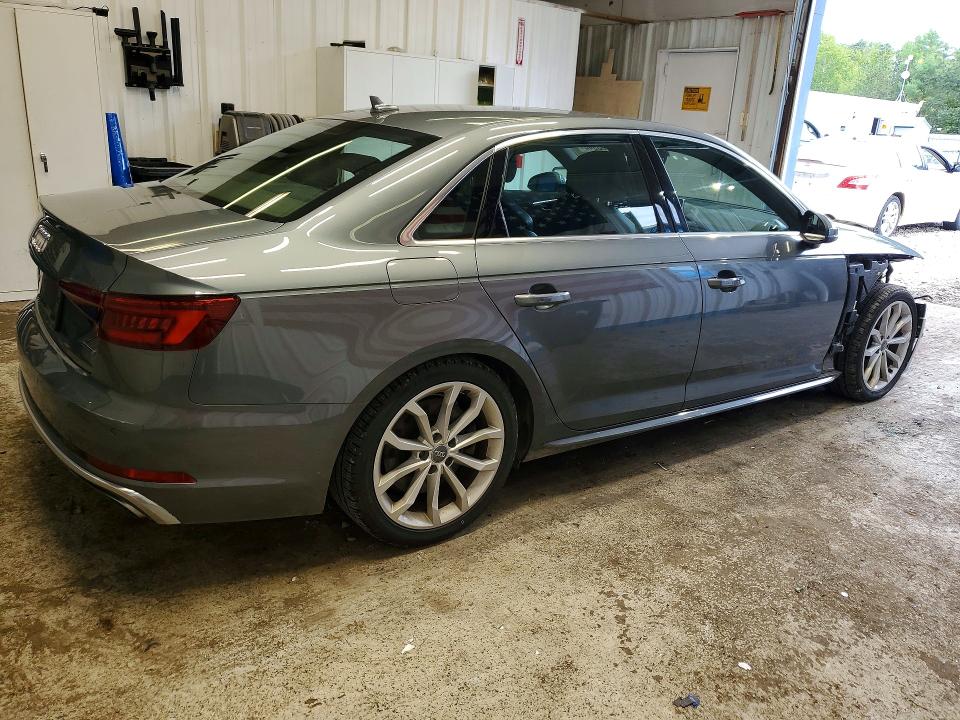 Photo 3 from auction – 2019 AUDI A4 with VIN WAUENAF49KN012285