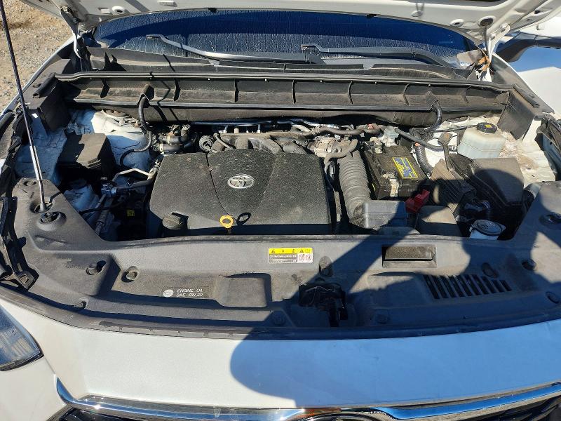 Photo 12 from auction – 2022 TOYOTA HIGHLANDER with VIN 5TDFZRBH7NS200255