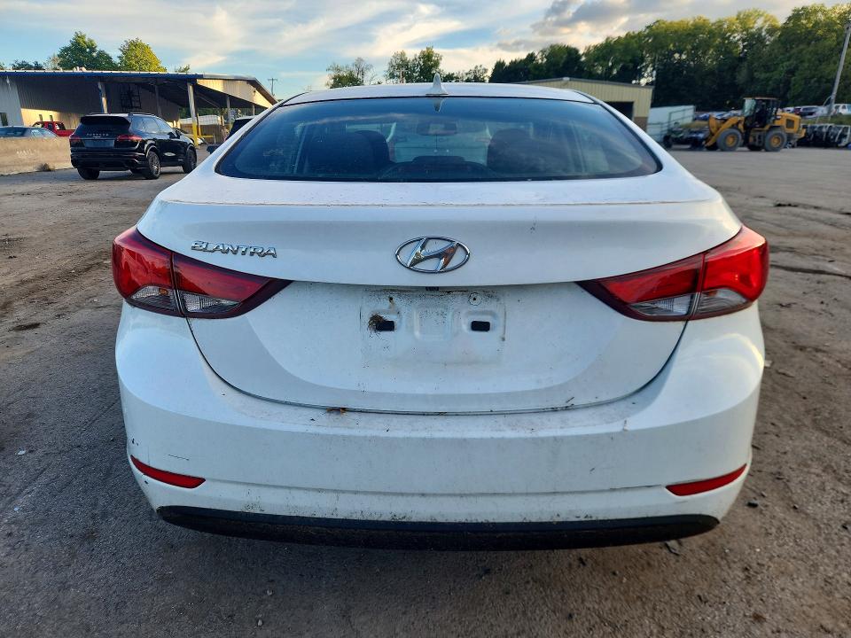 Photo 6 from auction – 2015 HYUNDAI ELANTRA with VIN 5NPDH4AE2FH595571