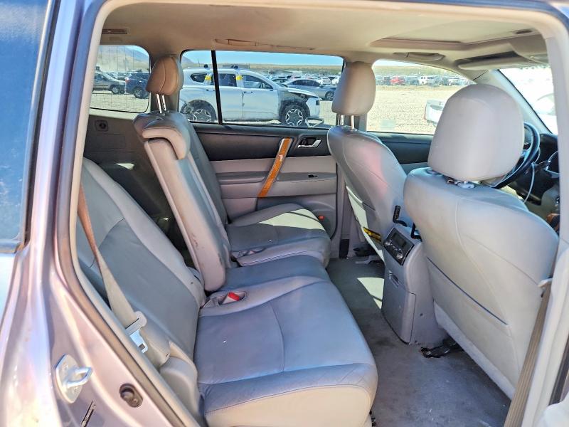 Photo 10 from auction – 2008 TOYOTA HIGHLANDER with VIN JTEEW44A382003159