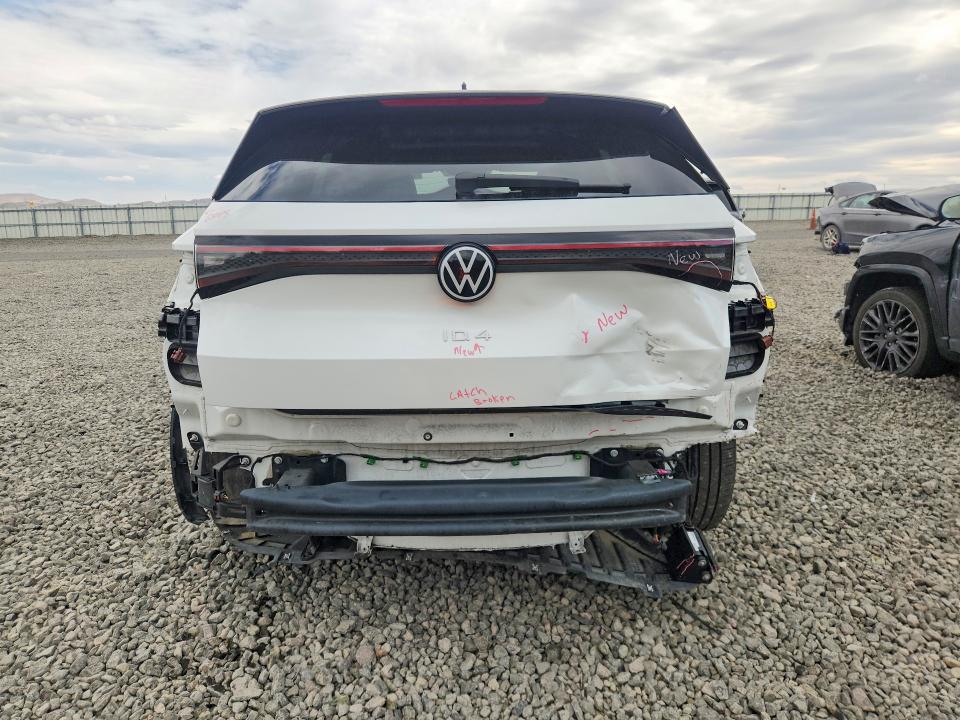 Photo 6 from auction – 2024 VOLKSWAGEN ID.4 with VIN 1V25MPE86RC018255