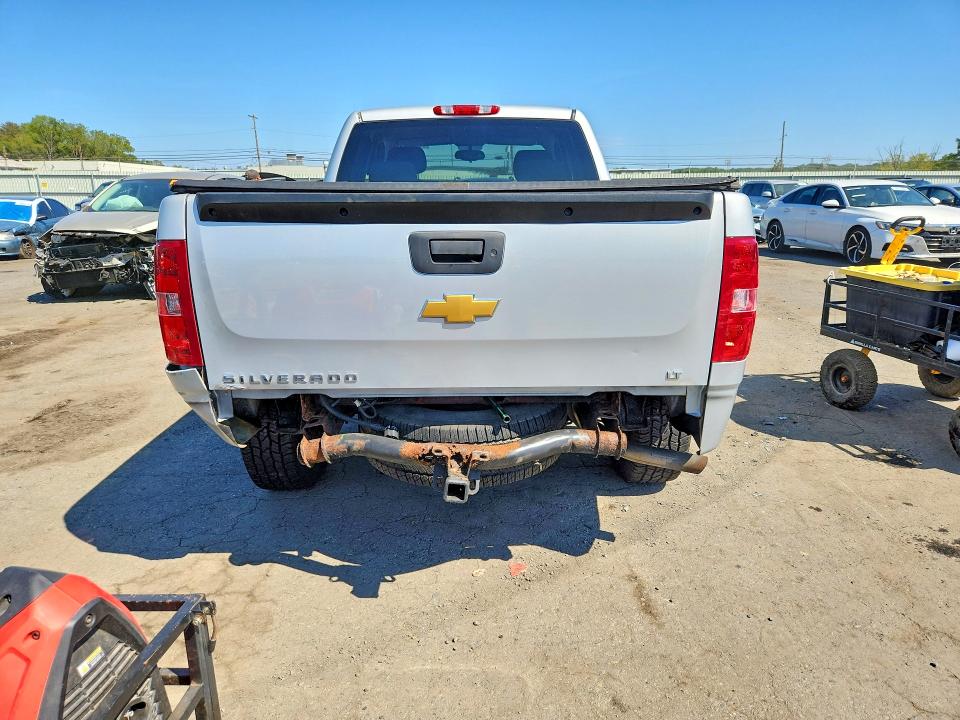 Photo 6 from auction – 2013 CHEVROLET SILVERADO with VIN 1GCRKSE78DZ275829
