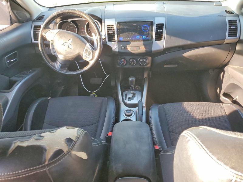 Photo 8 from auction – 2011 MITSUBISHI OUTLANDER with VIN JA4JT3AW6BU036491