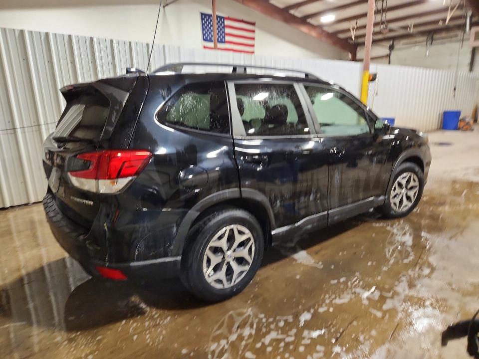Foto 3 de la subasta – 2019 SUBARU FORESTER con VIN JF2SKAEC5KH411265