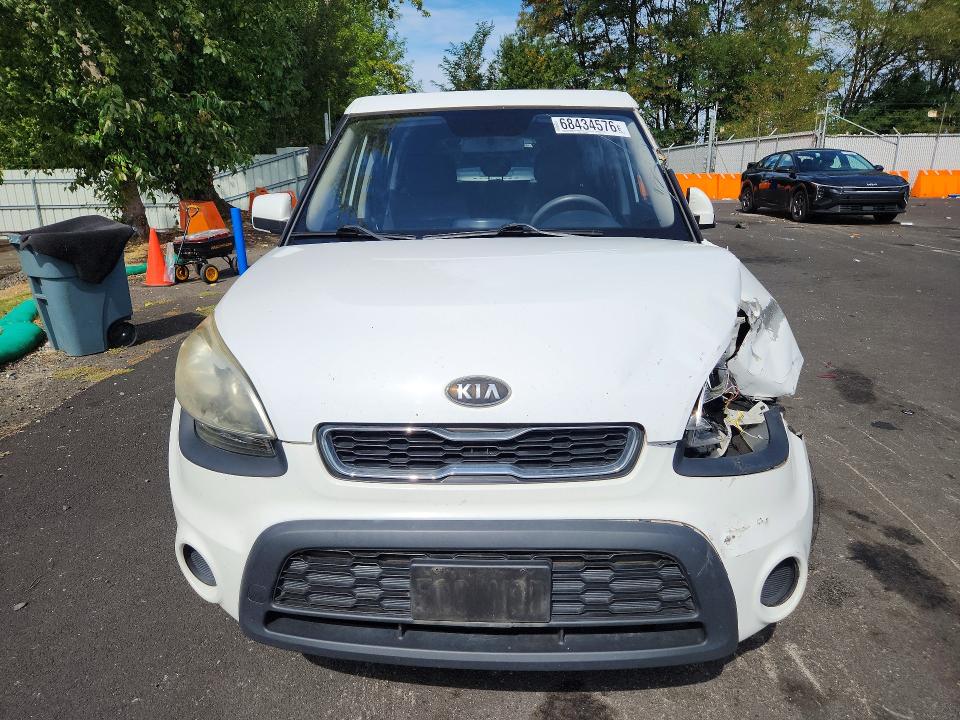 Photo 5 from auction – 2012 KIA SOUL with VIN KNDJT2A57C7392651