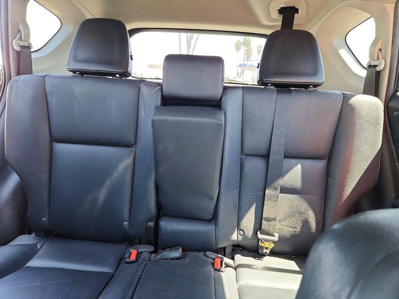 Photo 10 from auction – 2017 TOYOTA RAV4 with VIN 2T3DFREV6HW635997