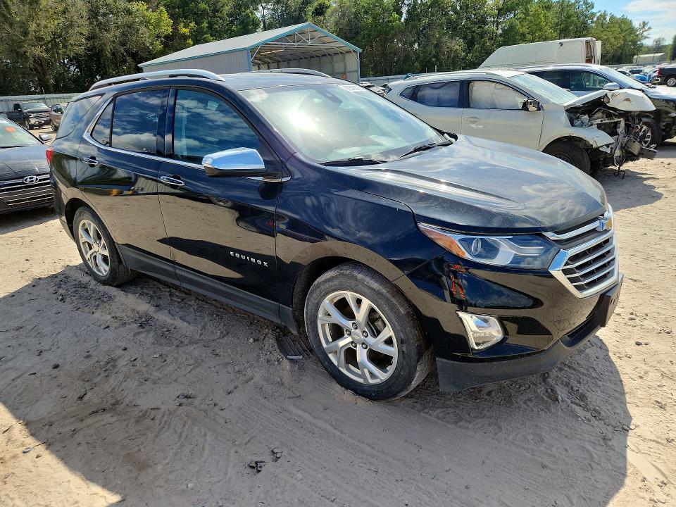 Photo 4 from auction – 2018 CHEVROLET EQUINOX with VIN 3GNAXPEU8JL308209