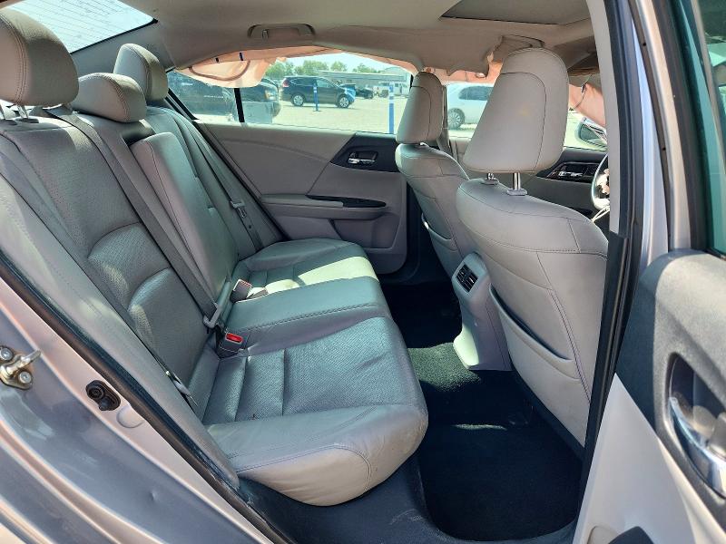 Photo 10 from auction – 2017 HONDA ACCORD with VIN 1HGCR2F80HA137488