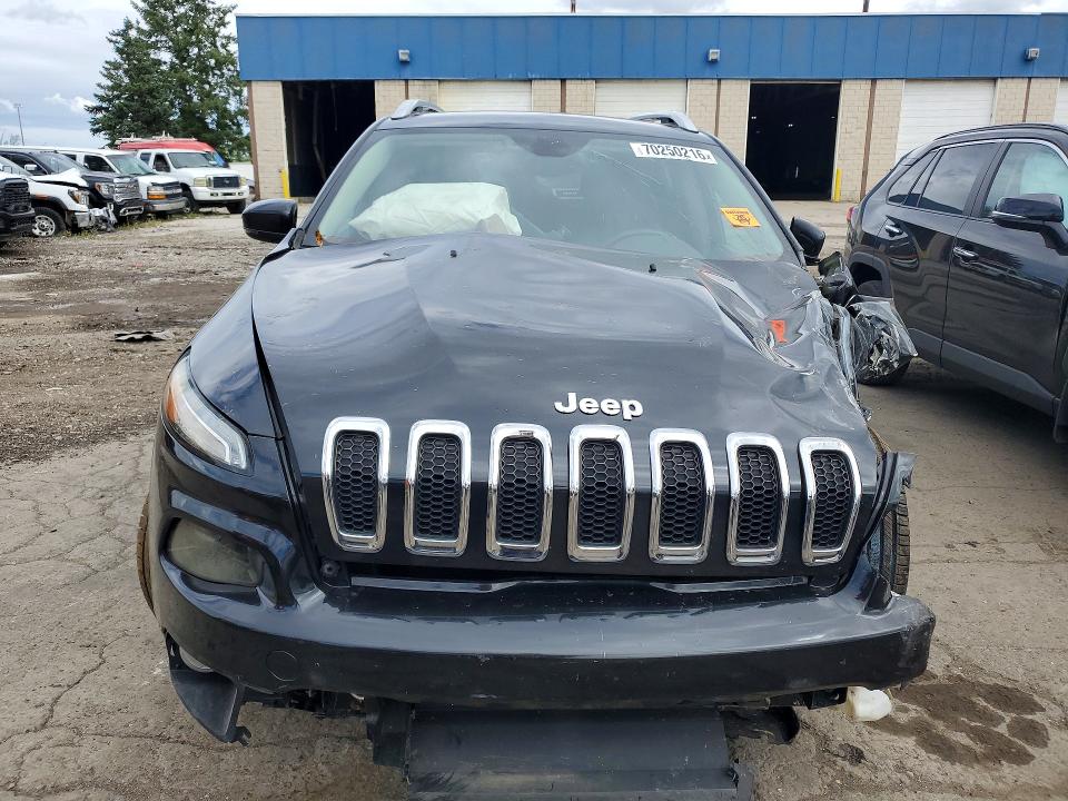 Photo 5 from auction – 2016 JEEP CHEROKEE with VIN 1C4PJLDB9GW247565