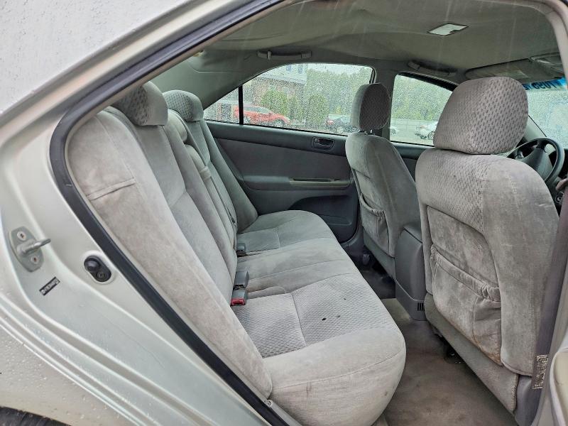Photo 10 from auction – 2004 TOYOTA CAMRY with VIN 4T1BE32K44U812597