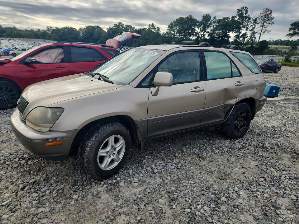 LEXUS RX 2000 with VIN JT6HF10U3Y0120114 - Photo from auction