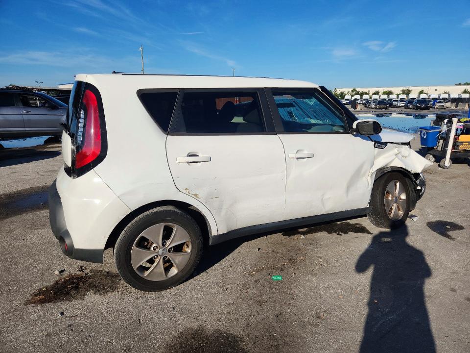 Photo 3 from auction – 2016 KIA SOUL with VIN KNDJN2A28G7277031