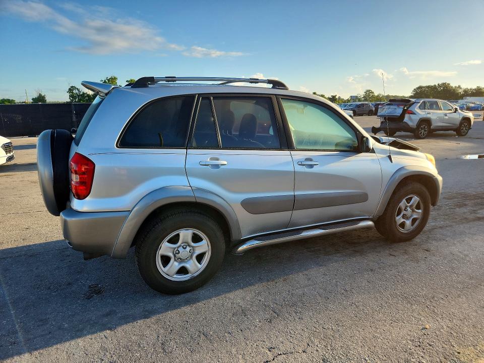 Photo 3 from auction – 2005 TOYOTA RAV4 with VIN JTEHD20V056041923