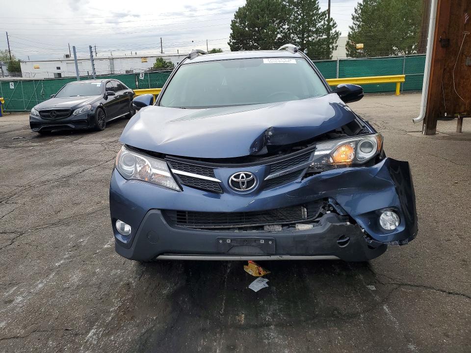 Снимка 5 от търг – 2013 TOYOTA RAV4 с VIN 2T3DFREV7DW004606