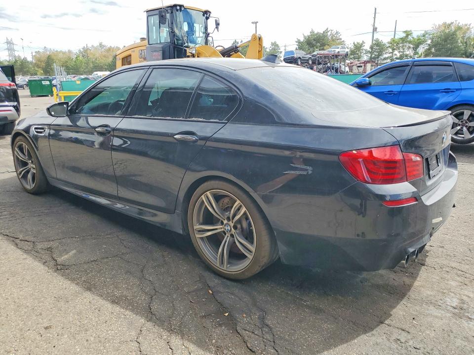 صورة رقم 2 من المزاد - 2013 BMW M5 مع VIN WBSFV9C54DD096973
