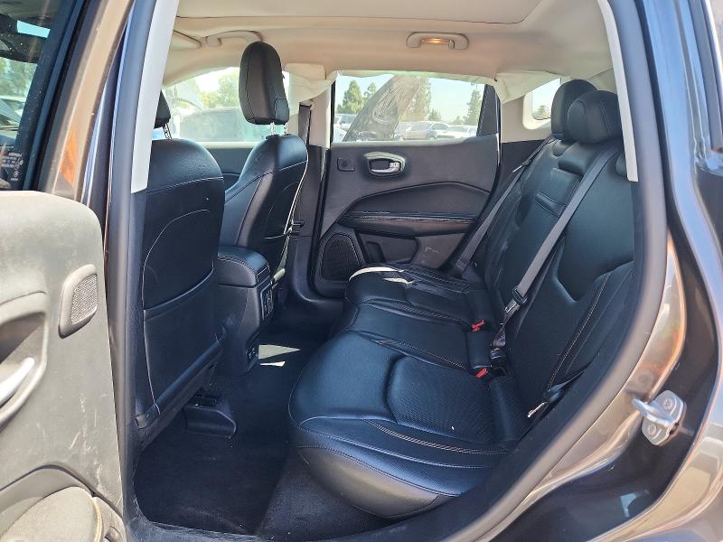 Foto 10 de la subasta – 2017 JEEP COMPASS con VIN 3C4NJDCB7HT688388