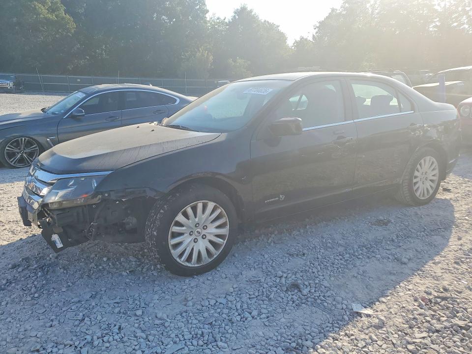 FORD FUSION 2010 with VIN 3FADP0L32AR176705 - Photo from auction