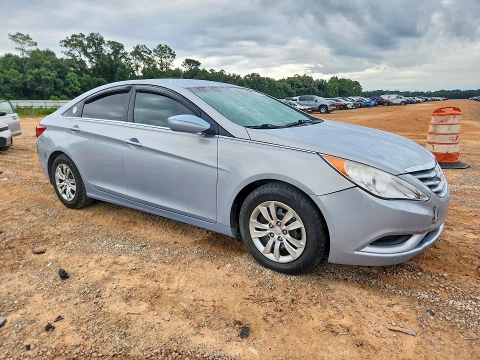 Photo 4 from auction – 2012 HYUNDAI SONATA with VIN 5NPEB4AC2CH402271