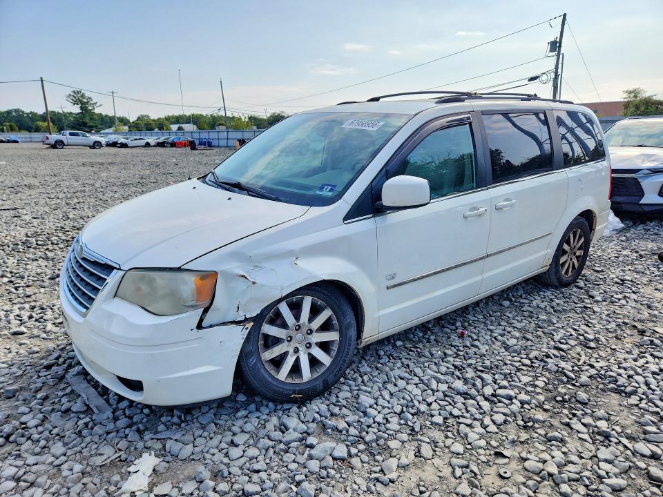 2009 CHRYSLER TOWN & COUNTRY - Търг №67958956