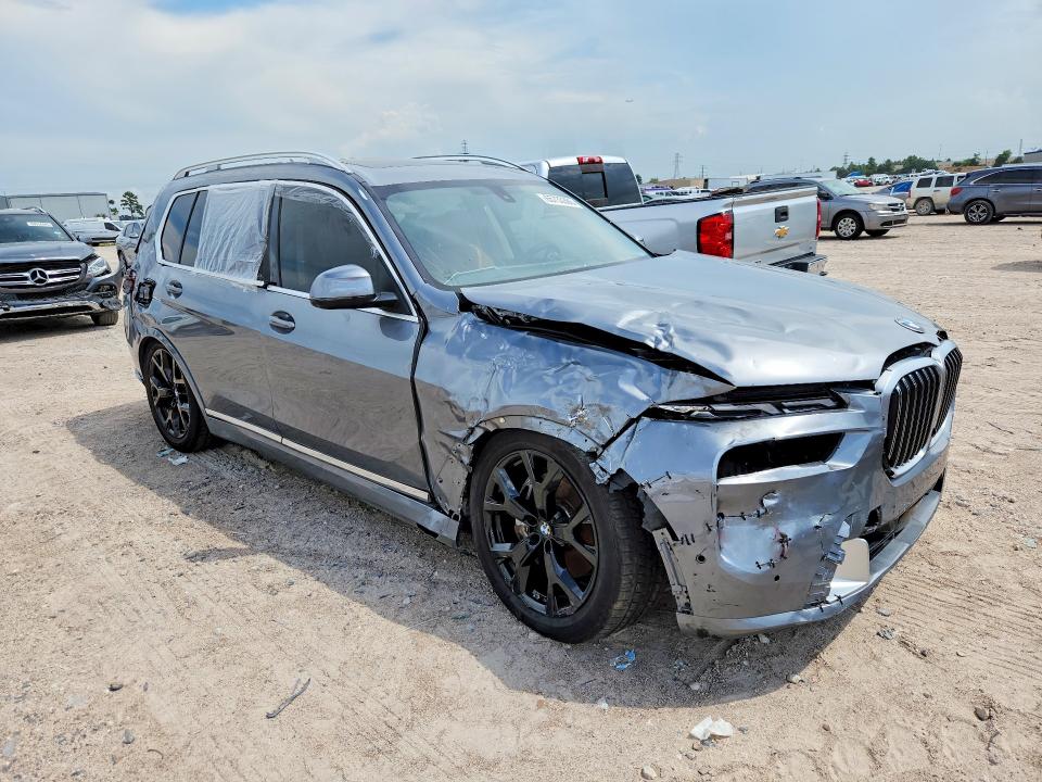 صورة رقم 4 من المزاد - 2025 BMW X7 مع VIN 5UX23EM07S9X18195