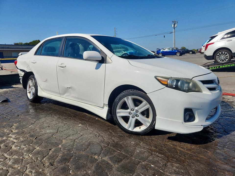 Снимка 4 от търг – 2013 TOYOTA COROLLA с VIN 2T1BU4EE7DC119832