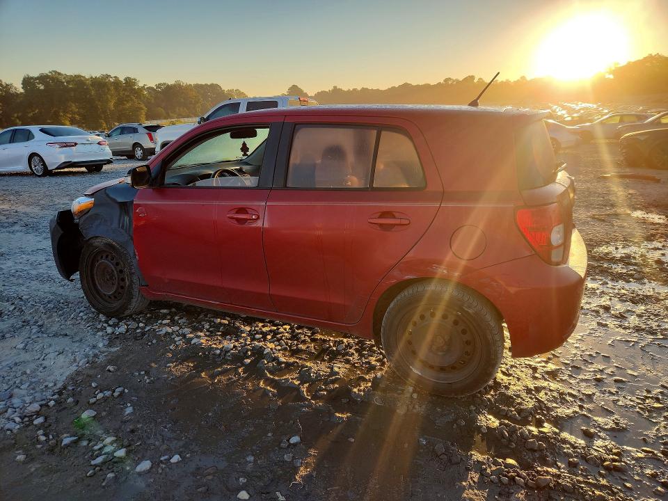 Снимка 2 от търг – 2010 SCION XD с VIN JTKKU4B48A1001499