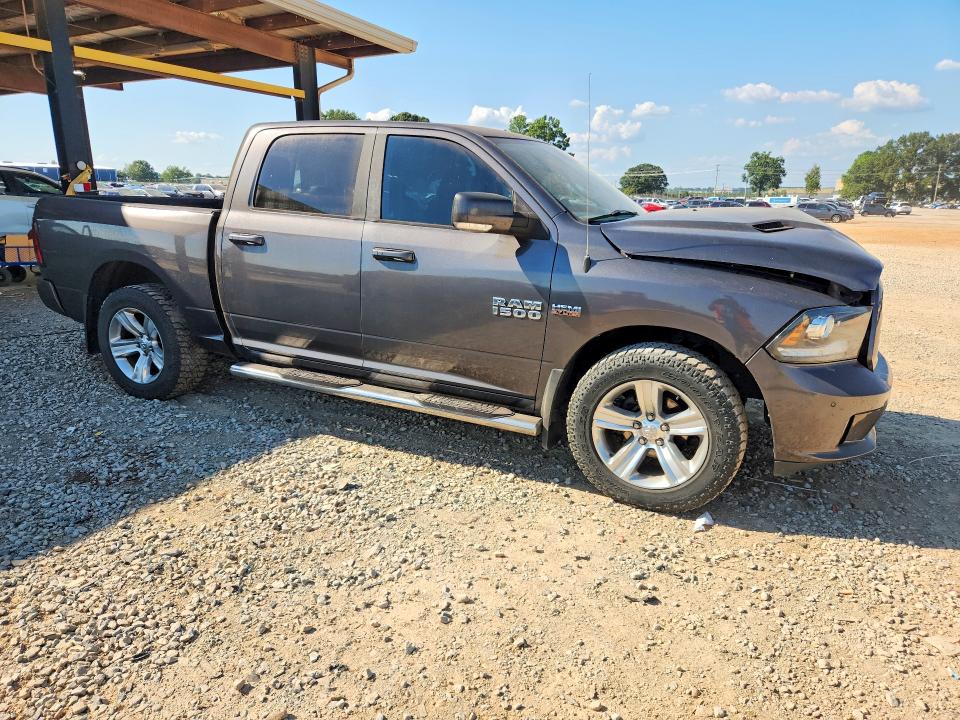 Photo 4 from auction – 2015 RAM 1500 with VIN 1C6RR6MT5FS649642