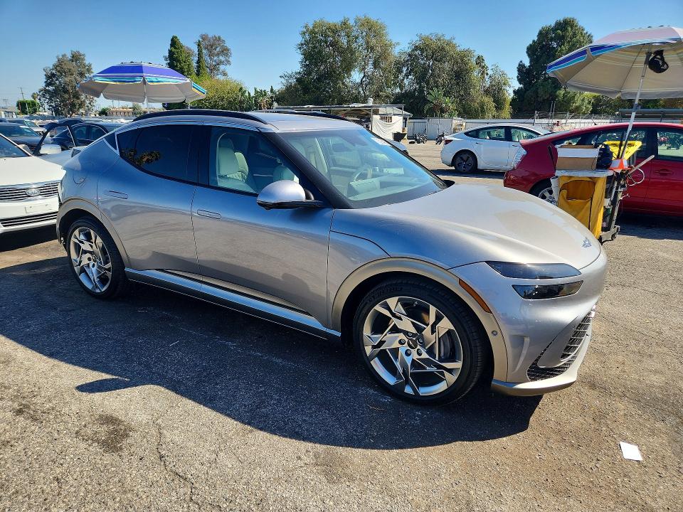 Photo 4 from auction – 2023 GENESIS GV60 with VIN KMUKEDTBXPU009867