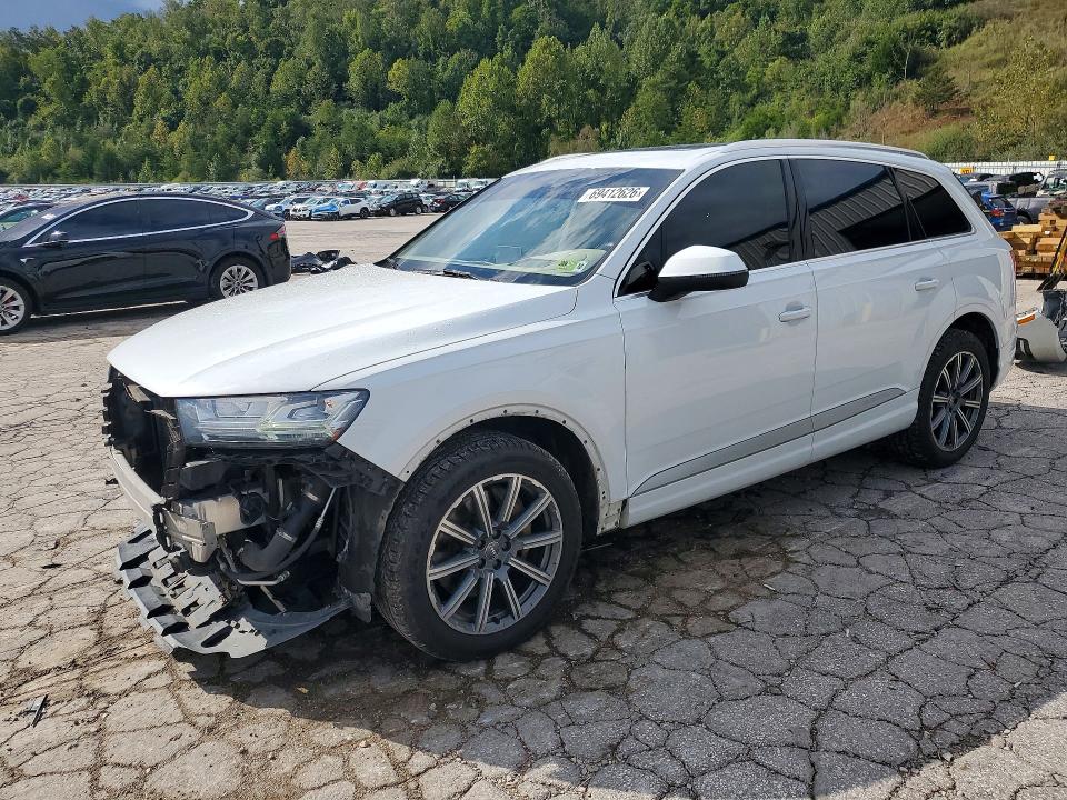 AUDI Q7 2018 с VIN WA1LHAF78JD039732 - Снимка от търг