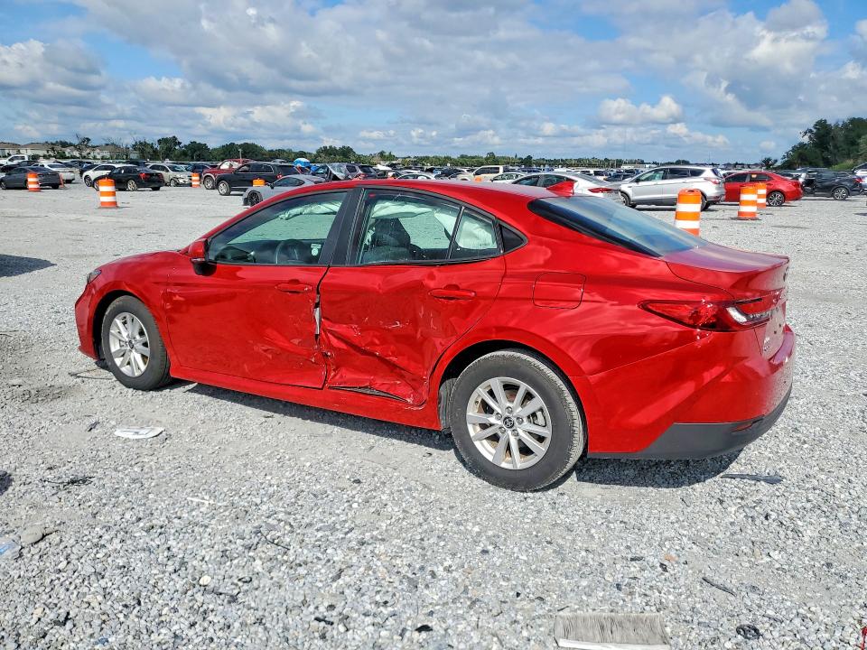 Zdjęcie 2 z aukcji – 2026 TOYOTA CAMRY z VIN 4T1DAACK6TU211505