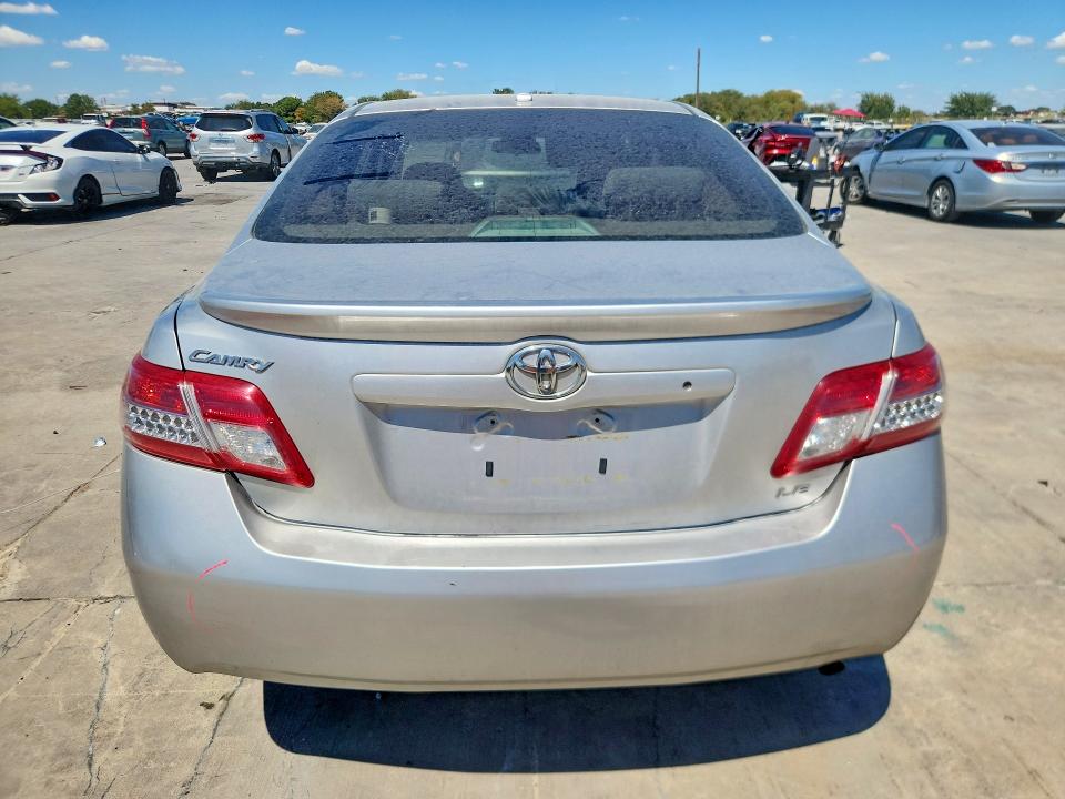 Photo 6 from auction – 2011 TOYOTA CAMRY with VIN 4T4BF3EK9BR100484