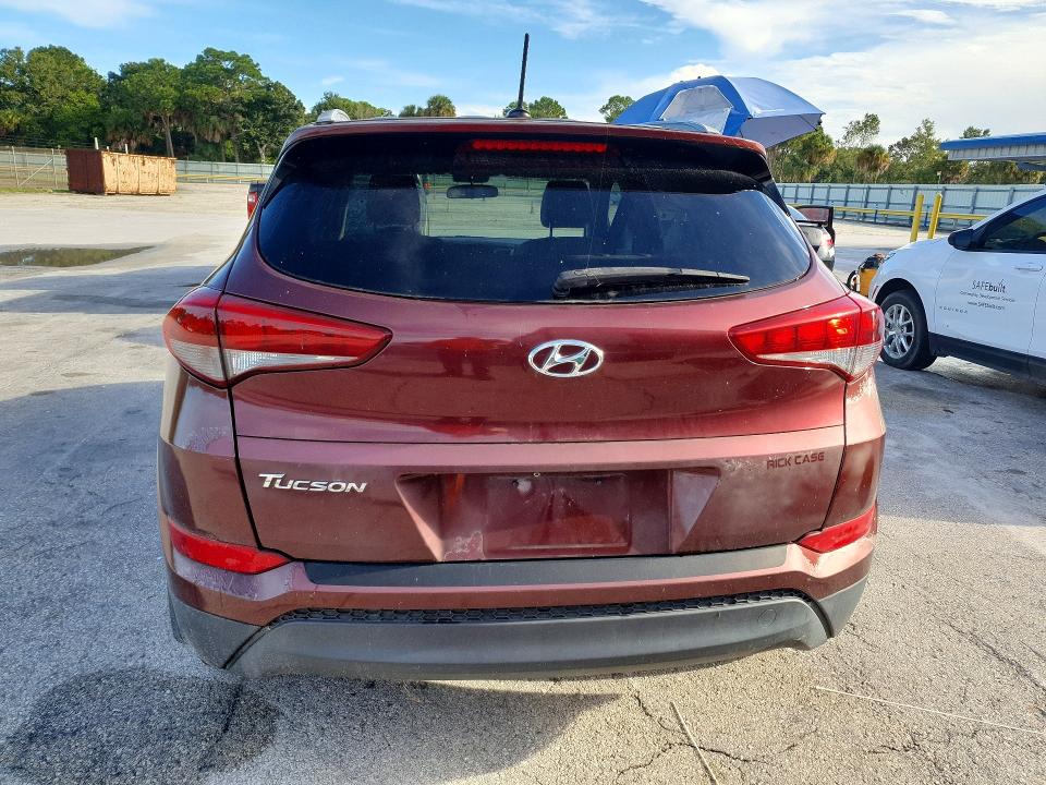 Photo 6 from auction – 2016 HYUNDAI TUCSON with VIN KM8J33A42GU026418