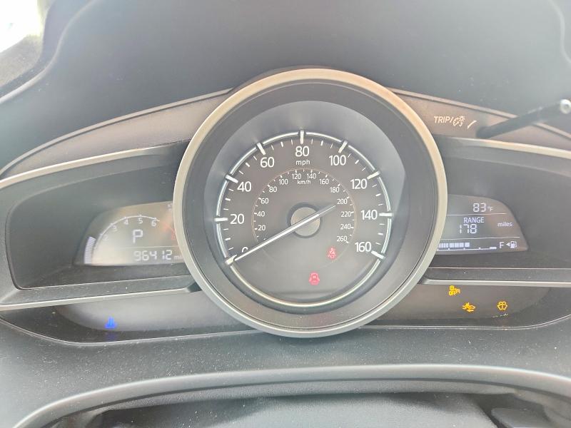 Снимка 9 от търг – 2017 MAZDA 3 с VIN 3MZBN1V78HM117420