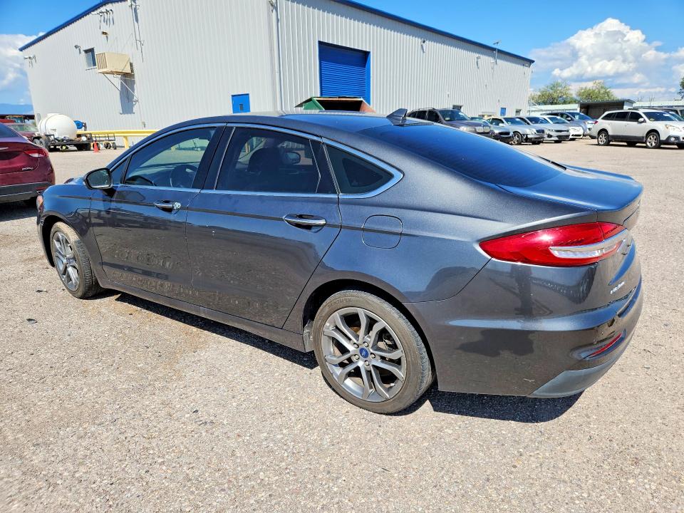 Photo 2 from auction – 2019 FORD FUSION with VIN 3FA6P0CD3KR117049