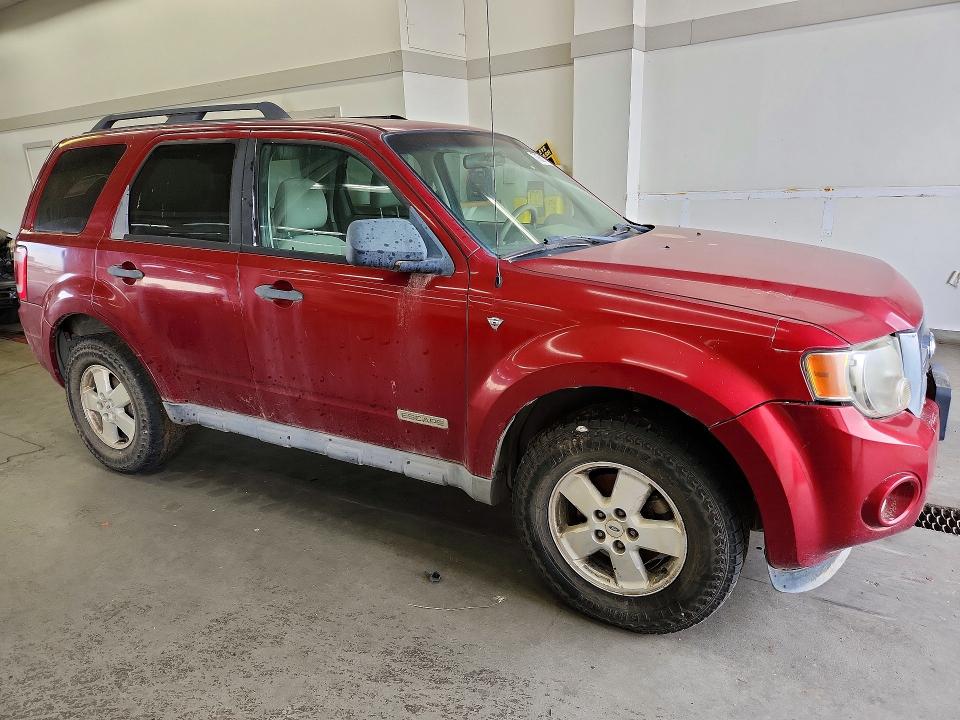 Снимка 4 от търг – 2008 FORD ESCAPE с VIN 1FMCU93198KA09429