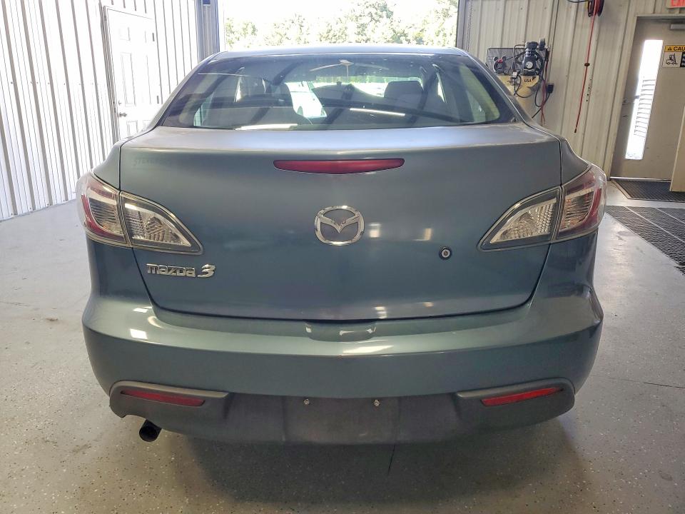 Photo 6 from auction – 2011 MAZDA 3 with VIN JM1BL1UF7B1375272