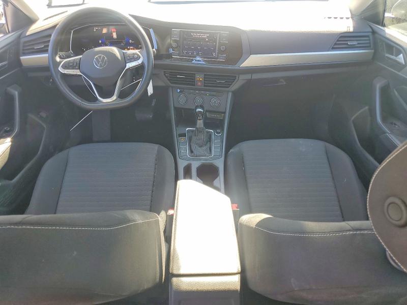 Photo 8 from auction – 2024 VOLKSWAGEN JETTA with VIN 3VW5M7BU8RM076012