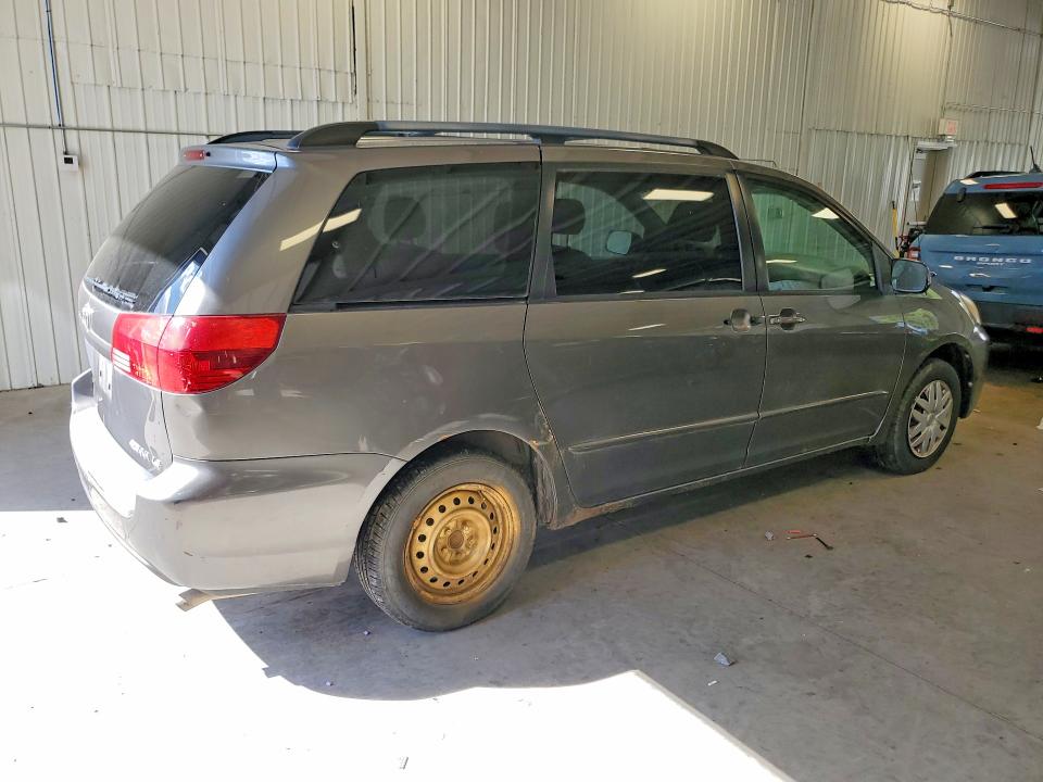 Photo 3 from auction – 2005 TOYOTA SIENNA with VIN 5TDZA23C35S365136