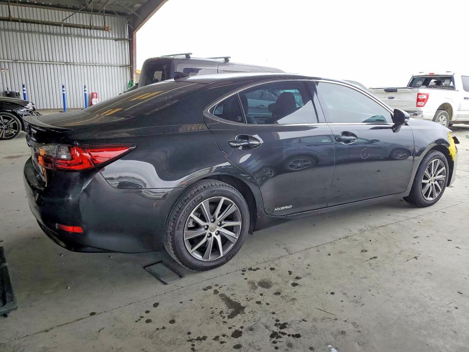 Photo 3 from auction – 2016 LEXUS ES with VIN JTHBW1GG6G2116333
