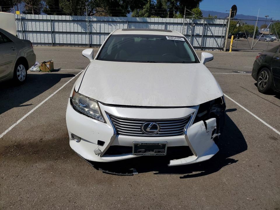 Photo 5 from auction – 2015 LEXUS ES with VIN JTHBK1GG8F2156729