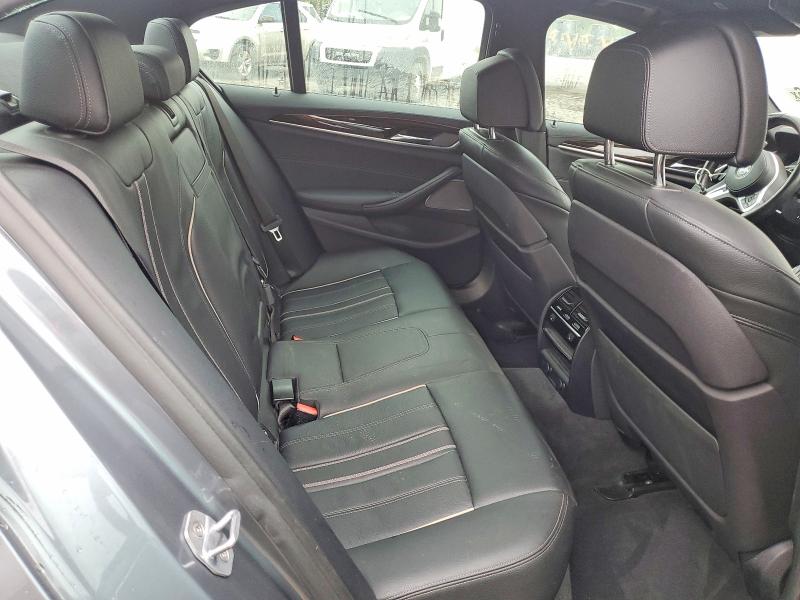 Photo 10 from auction – 2018 BMW M550XI with VIN WBAJB9C51JB287149