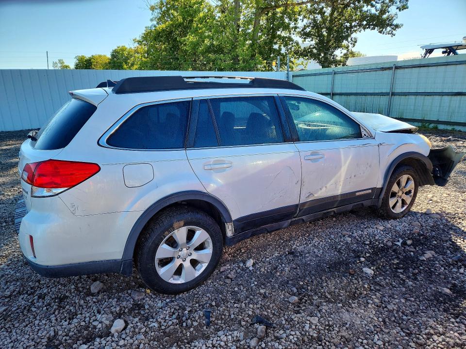 Снимка 3 от търг – 2011 SUBARU OUTBACK с VIN 4S4BRBKC7B3411152