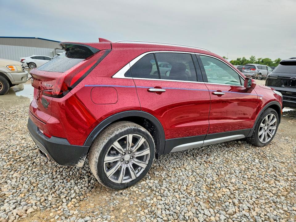 Photo 3 from auction – 2019 CADILLAC XT4 with VIN 1GYFZCR46KF169991