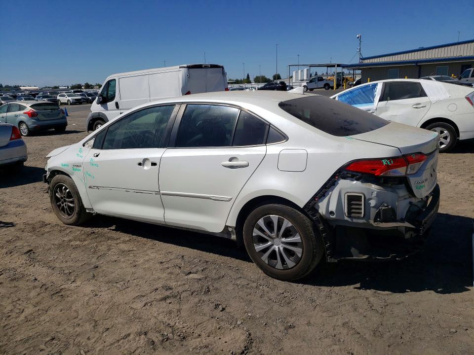 Photo 2 from auction – 2021 TOYOTA COROLLA with VIN JTDEAMDE1MJ027238