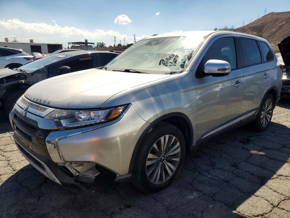 MITSUBISHI OUTLANDER 2020 z numerem VIN JA4AD3A33LZ004119 - Zdjęcie z aukcji