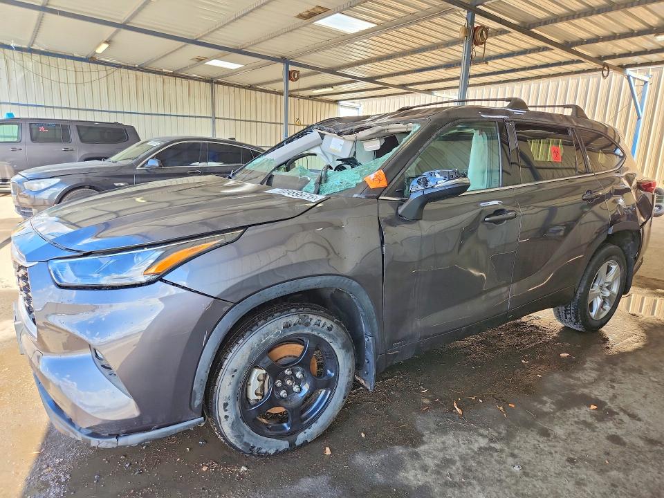 Photo 1 from auction – 2022 TOYOTA HIGHLANDER with VIN 5TDBBRCHXNS560587