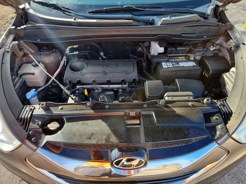 Снимка 12 от търг – 2012 HYUNDAI TUCSON с VIN KM8JU3AC2CU488024