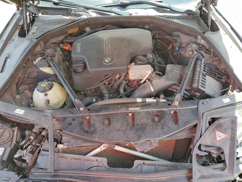 Photo 11 from auction – 2012 BMW 528 with VIN WBAXG5C57CDW85364