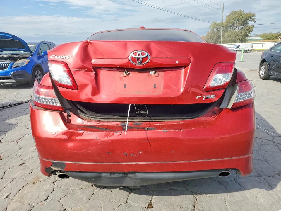 Photo 6 from auction – 2011 TOYOTA CAMRY with VIN 4T1BF3EK5BU141995