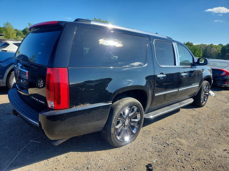 Photo 3 from auction – 2011 CADILLAC ESCALADE with VIN 1GYS4HEFXBR190455